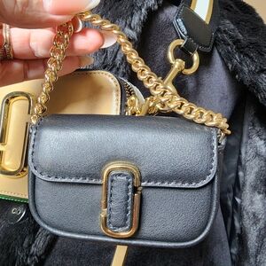 Authentic Marc Jacobs Card Holder Or Charm Bag